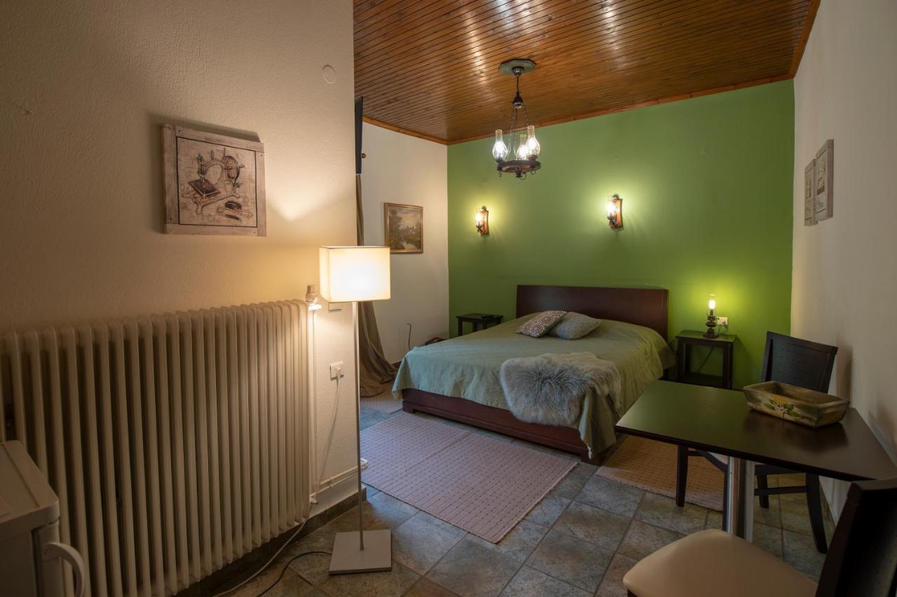 Guesthouse Alexandra Eptálofos Dış mekan fotoğraf